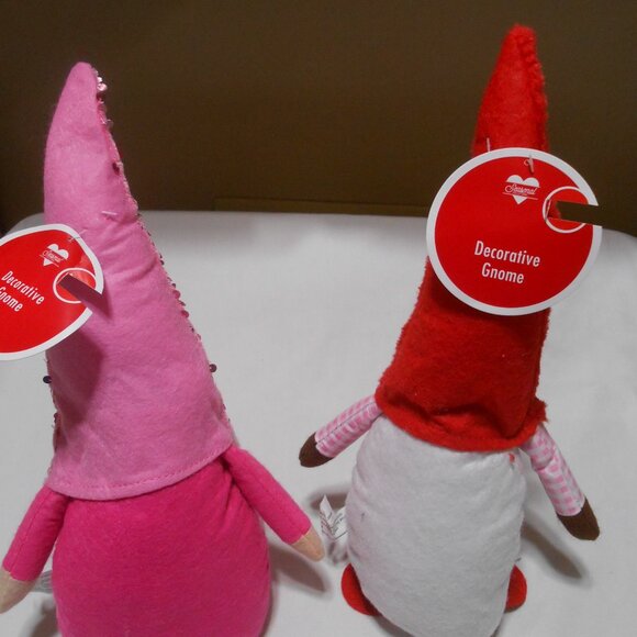 2 NEW Valentine's Day Decorative weighted Gnomes pink & red w/ braids 15" ππ - Picture 5 of 9